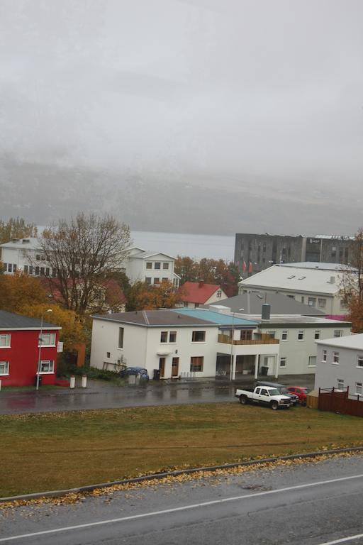 Brekkugata 33 Guesthouse Akureyri Eksteriør bilde